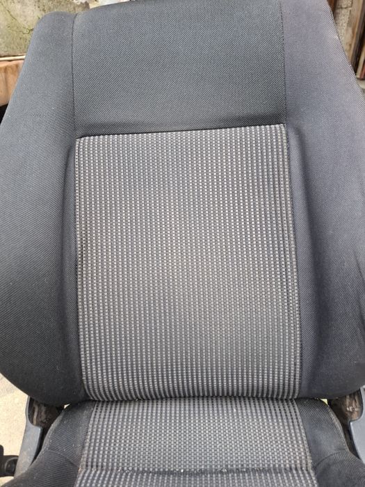 Предни седалки голф 4