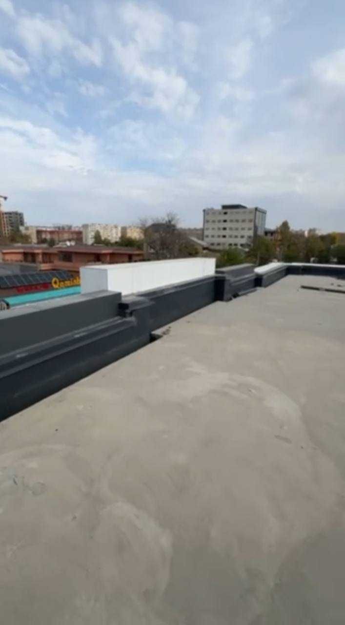 Сдаётся здание вдоль дороги 1000м2 Ориентир Шастри (N121)