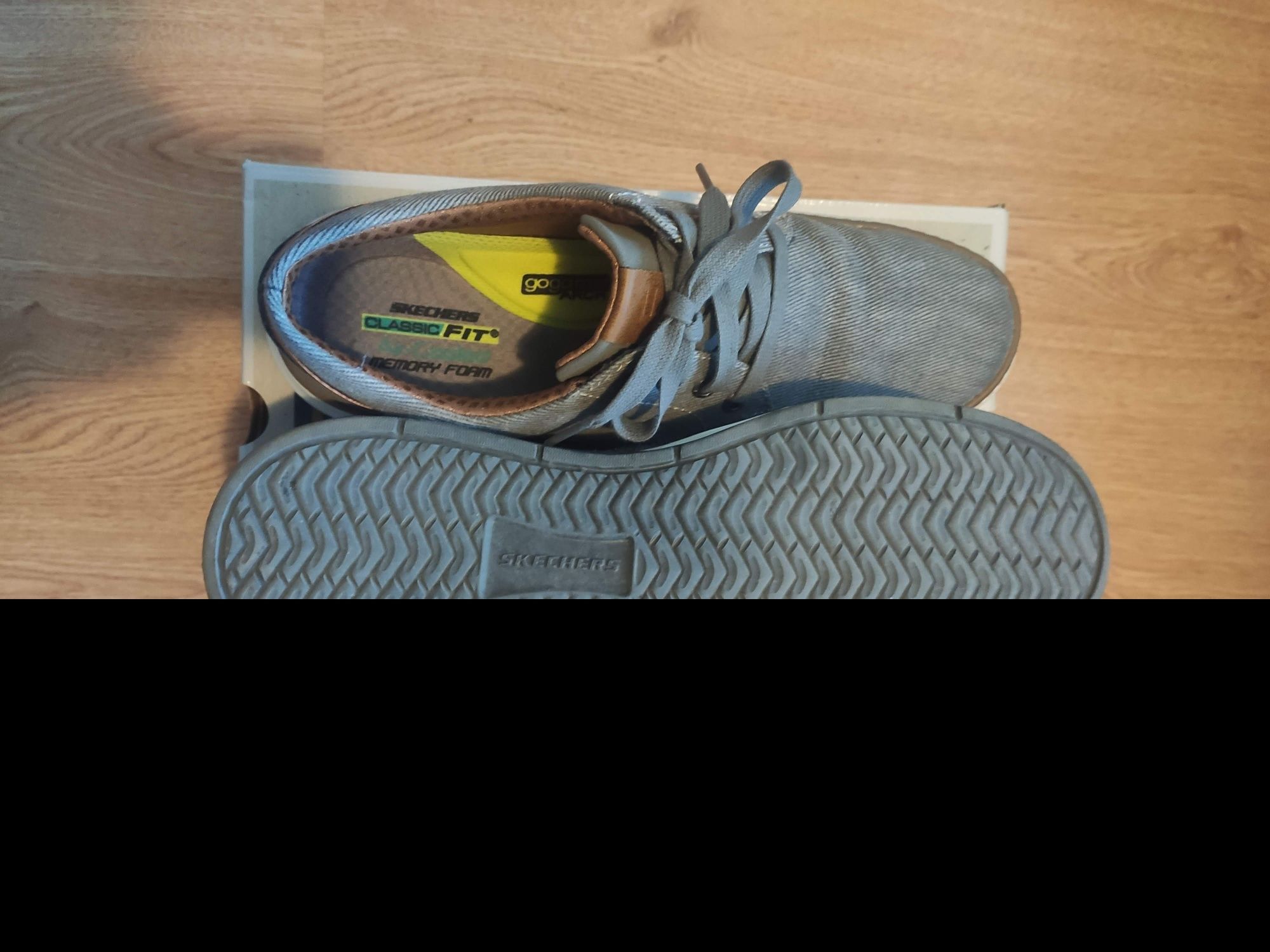 Sketchers classic fit 42 EU num