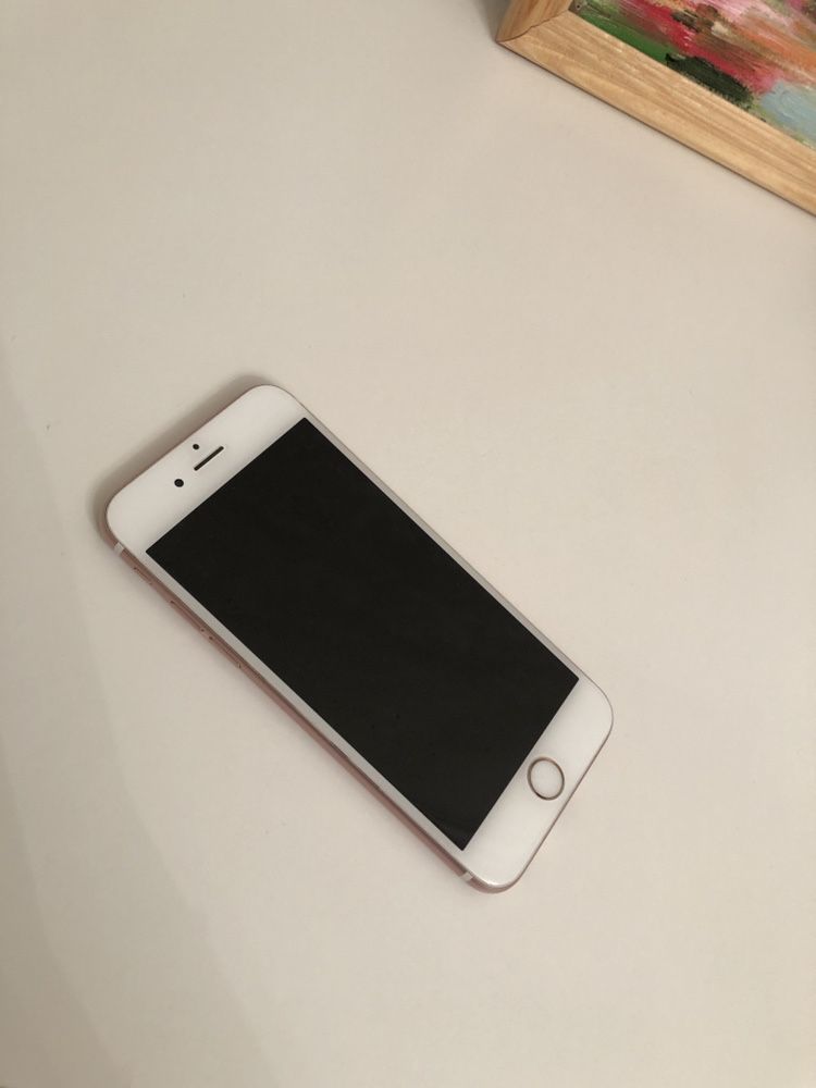 Iphone 6S в розовом золоте
