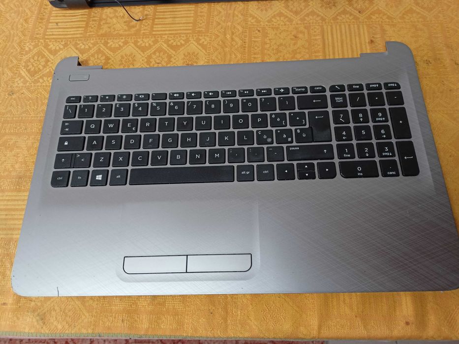 Elemente HP 250 g4 250 G5 HP 15 serie AY000 AF000 AC000 BA000