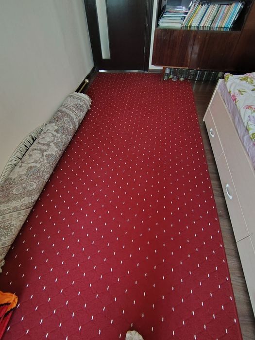 Прихожкагп гилам сотилади.Холати яхши. Ким олса хам барака топади.