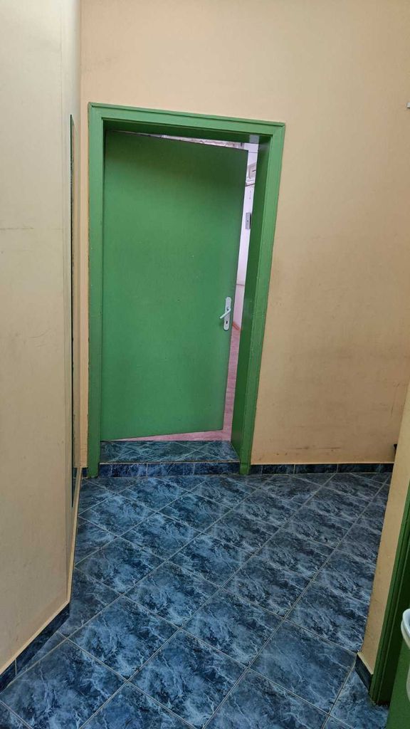 Продава се Офис в Казанлък - 90 кв.м за 794 €/кв.м - Снимка #3