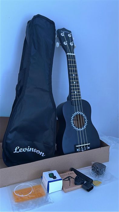 Уклеле сатылады новый…