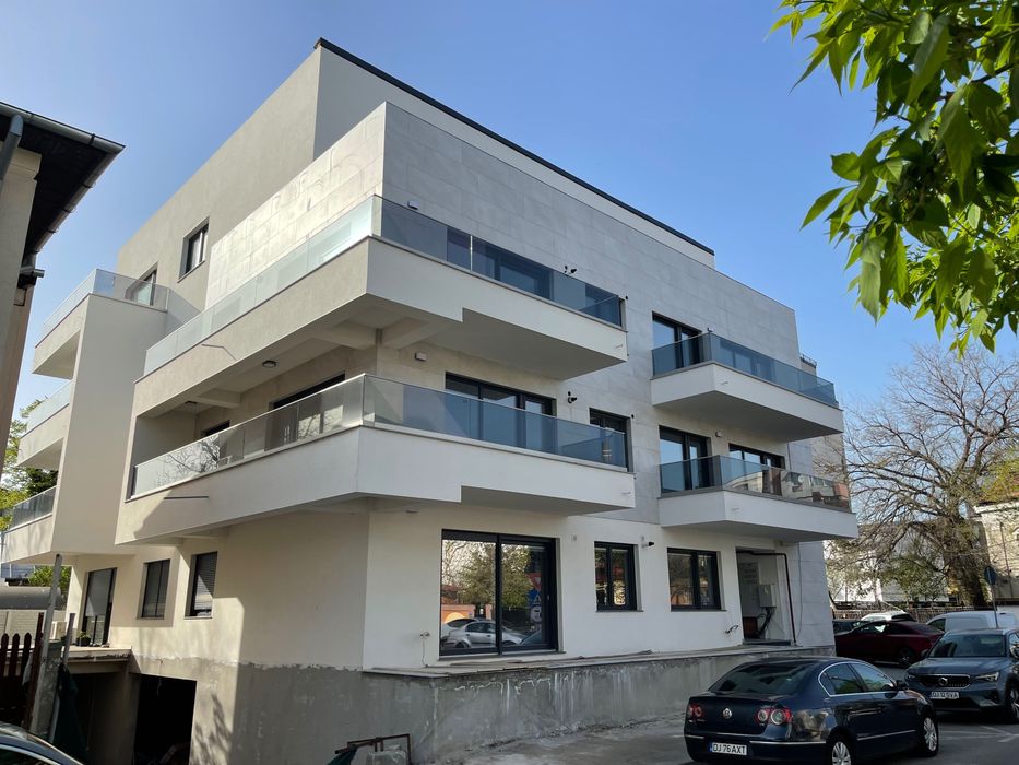 Vând apartament 3 camere ÎMPĂRATUL TRAIAN