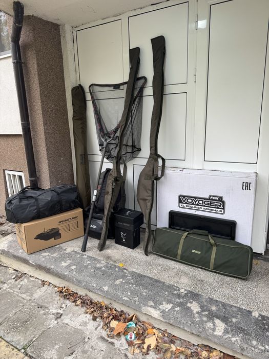 Шаранджийско оборудване плюс лодка, FOX