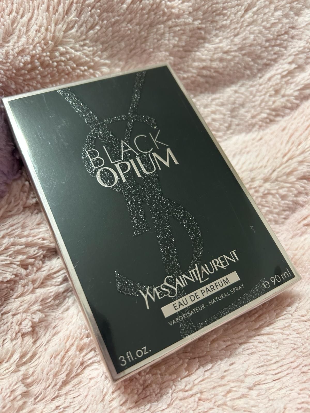 Black Opium , Yves Saint Laurent