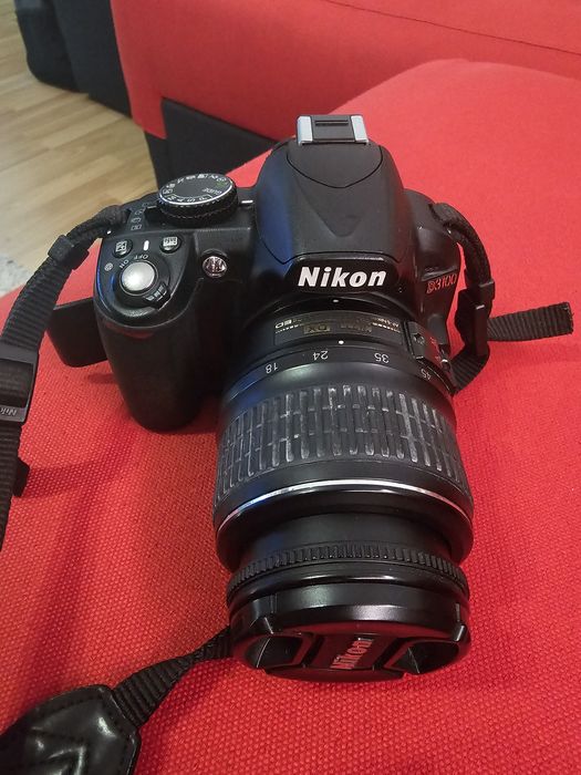 Nikon D3100 + 18-55mm