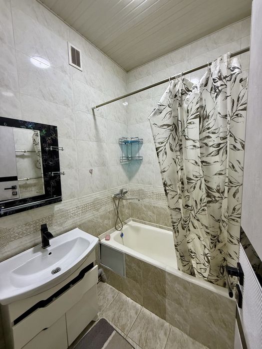 Продаю Своя ЕвроКвартира Чиланзар 11-квартал 3/3/4 Шох Мед Центр 64м2.