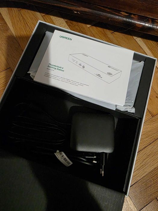 UGREEN Хъб 13-в-1 Revodok Max. Чисто нов.