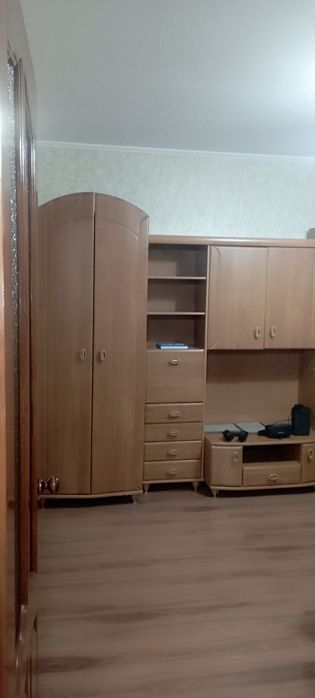 Продам стенку в хорошем состоянии