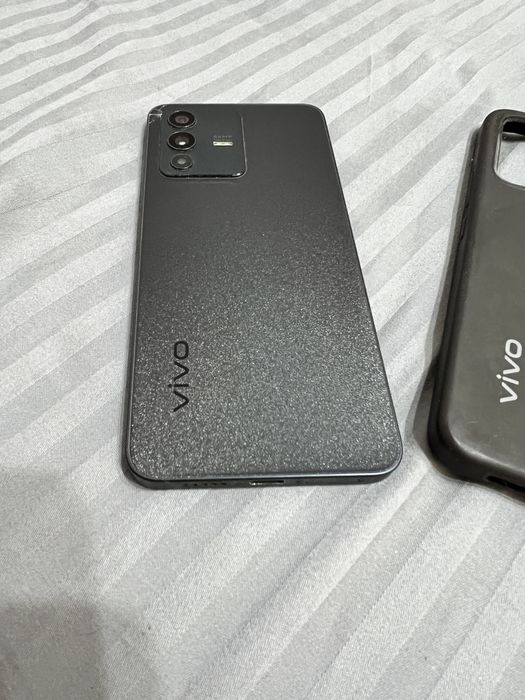 Продам Vivo V23 5g