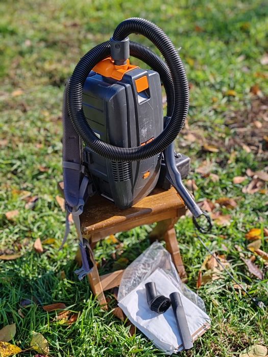 Aspirator TASKI Aero BP-B cu acumulator și incarcator