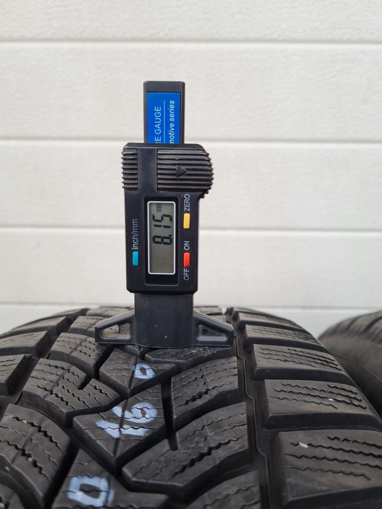 Зимни гуми 4 броя DUNLOP WinterSport5 215 60 R16 дот 4119