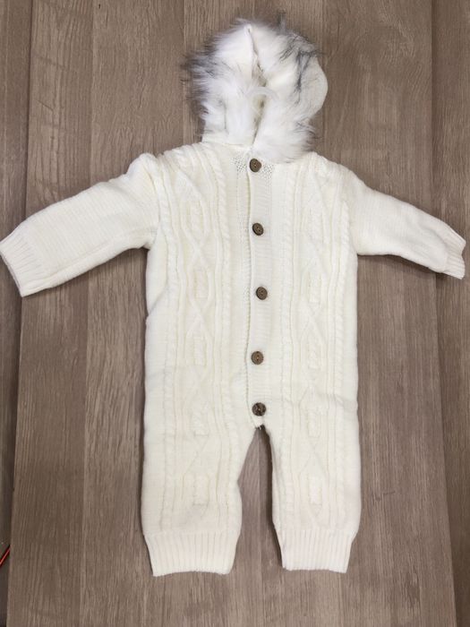 Продам детский теплый комбинезон