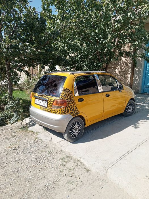 Moshin sotiladi yili 2009 vikubga beraman 1 yilga 3500 Aqsh dolirga