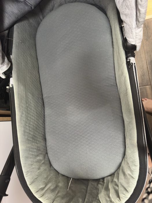 Бебешка количка 3 в 1