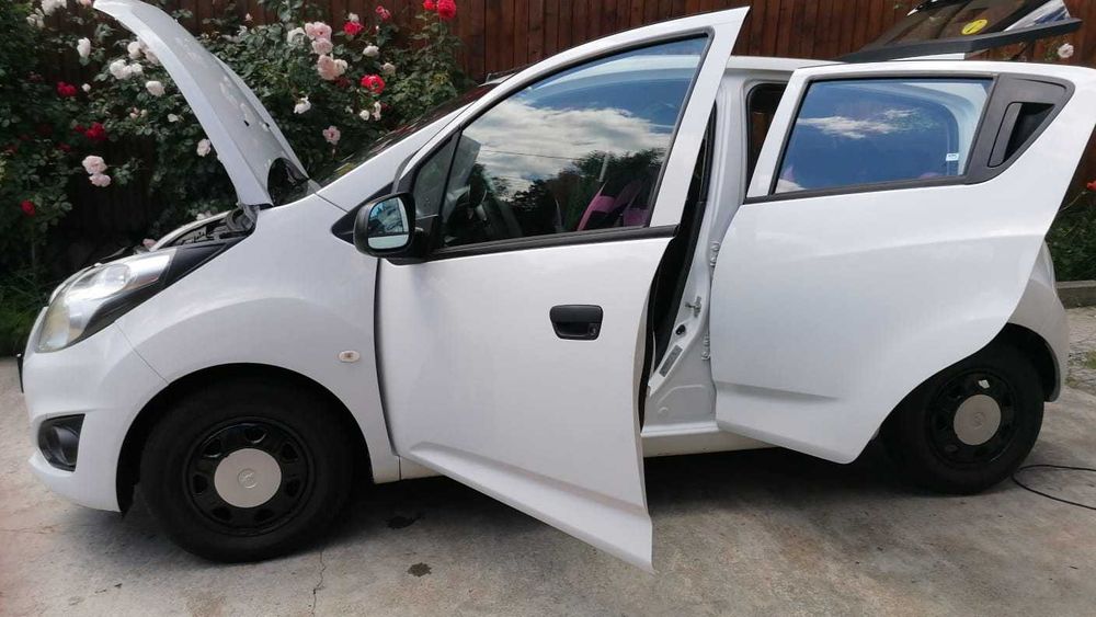 Chevrolet spark .