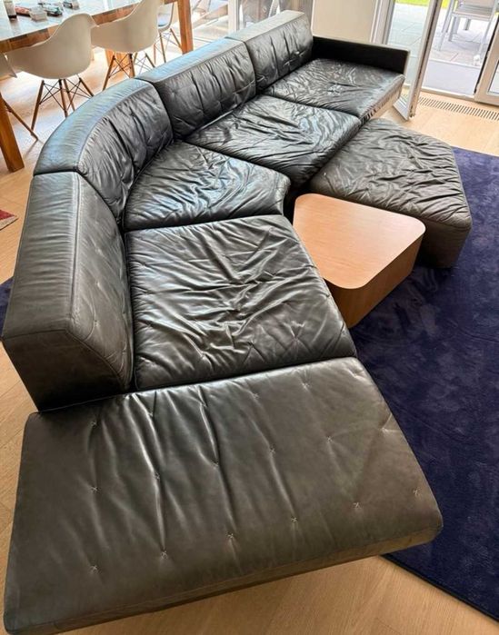 Poltrona Frau “Kennedee” – оригинален италиански диван с табуретка