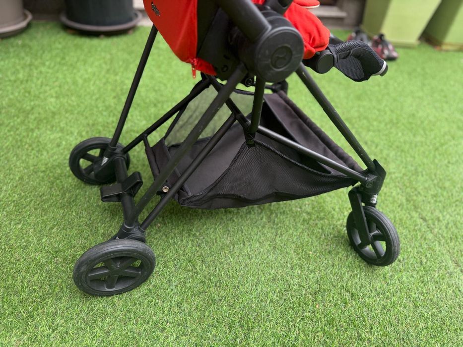 Cybex Mios- Matt Black