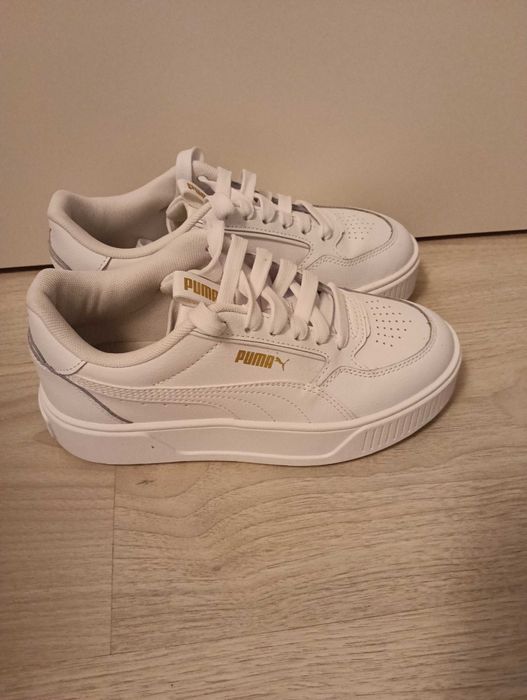 Pantofi sport marca Puma