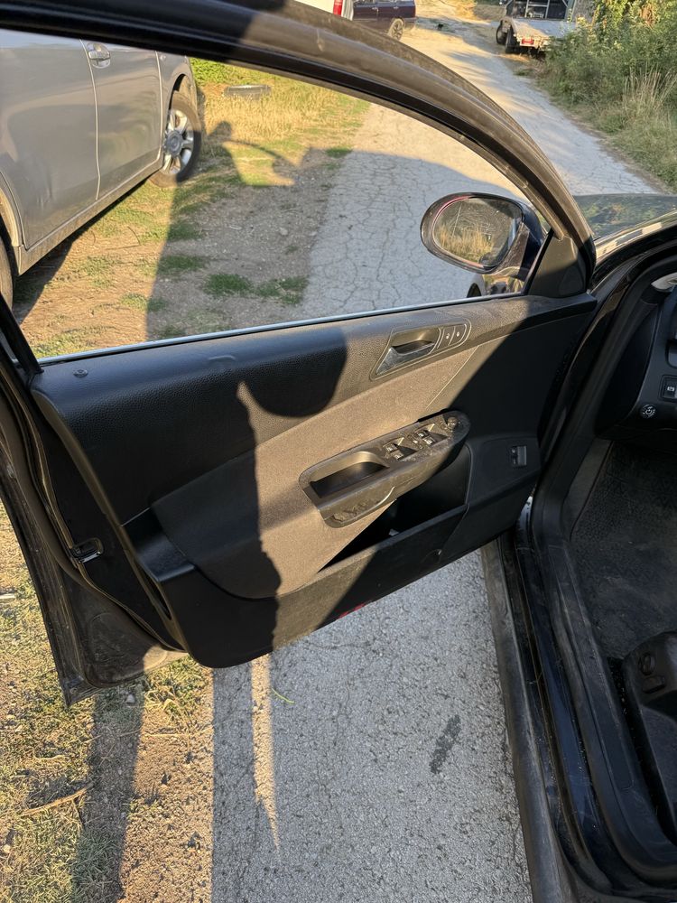 VW passat b6 2.0FSI само на части