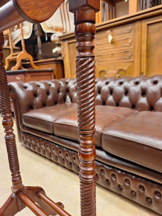 Антична закачалка от края на 18 век