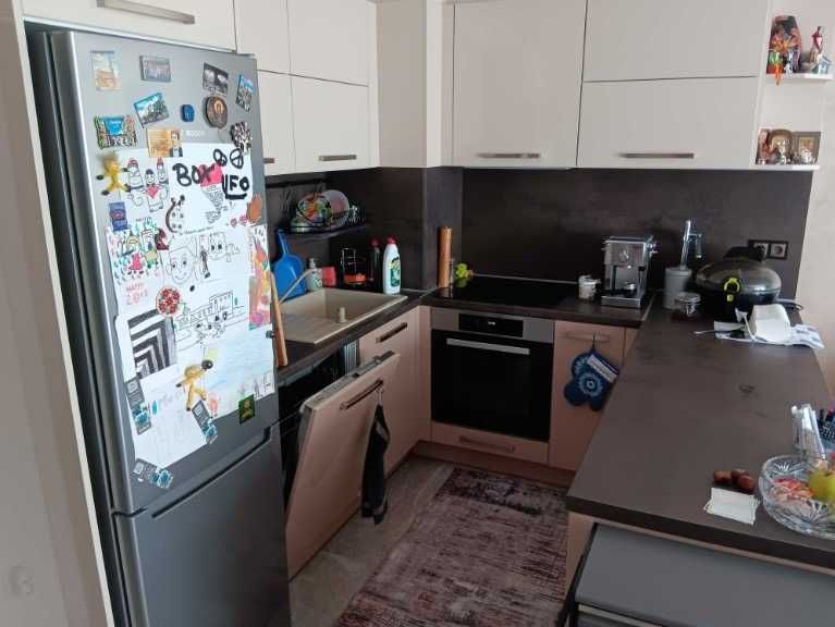 Дава се под наем Двустаен апартамент в София, Света Троица - 75 кв.м за 250 € - Снимка #1