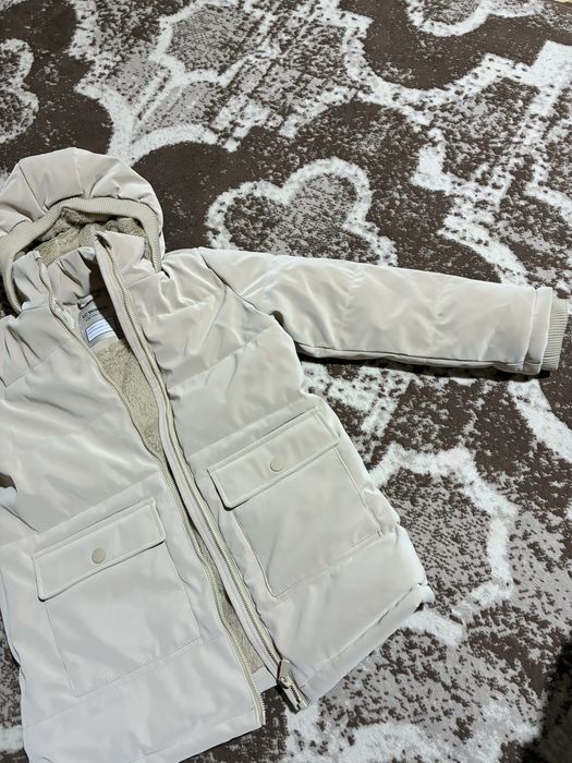 Новая детская куртка для девочек ( 8-9 лет)