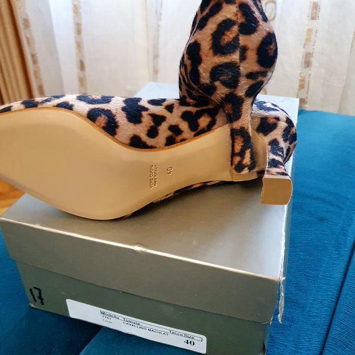 Pantof Shiver(Pitii) material par  ponei nr 40 vin perfect pt 25,5