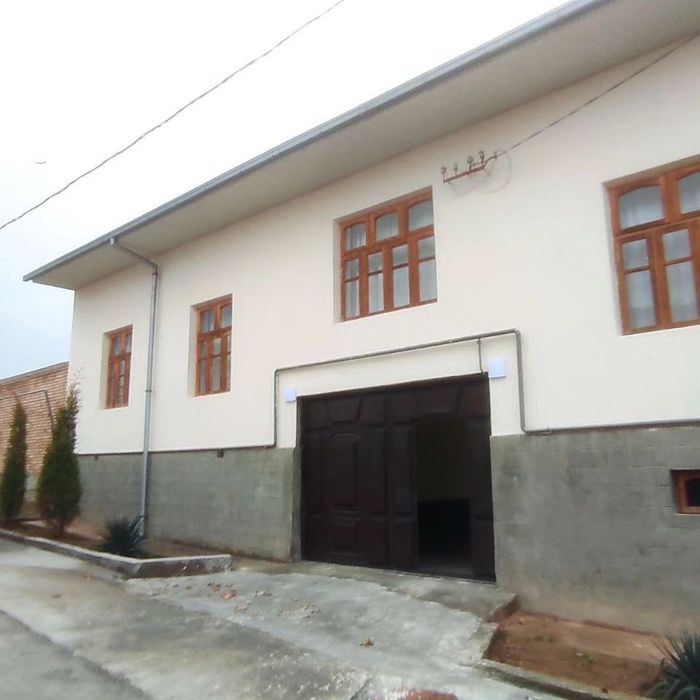 Uchastka Hovli Sotiladi