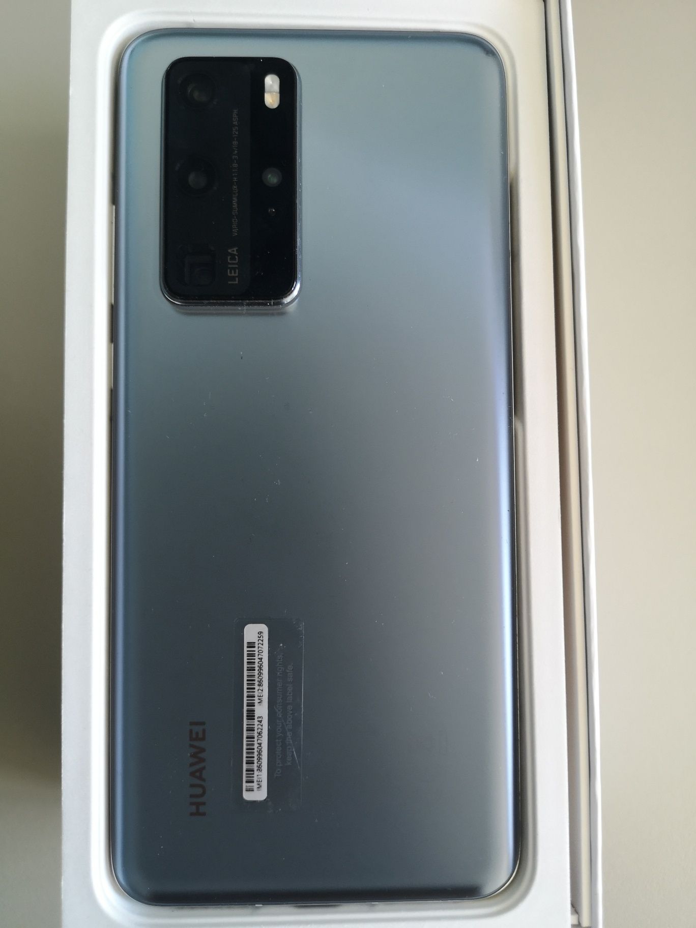 Vând Huawei P40 Pro Silver Frost