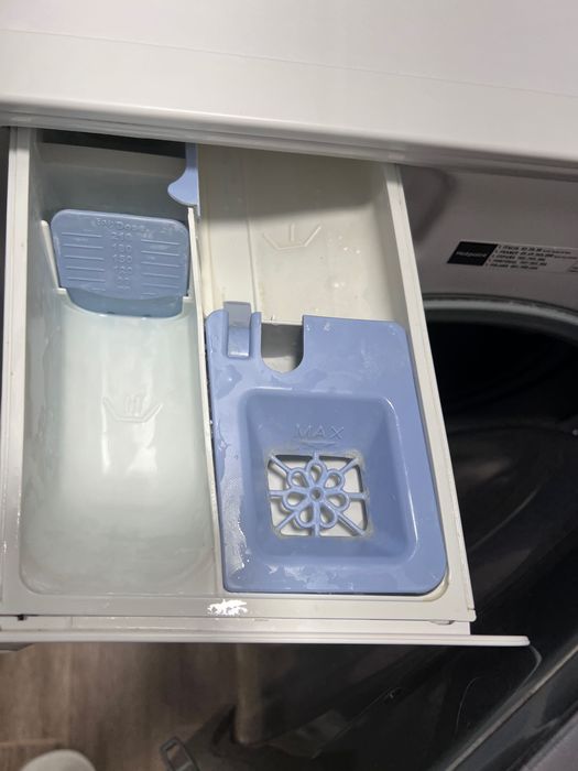 Mașină de spălat rufe cu uscător, Hotpoint Ariston 9/7 kg