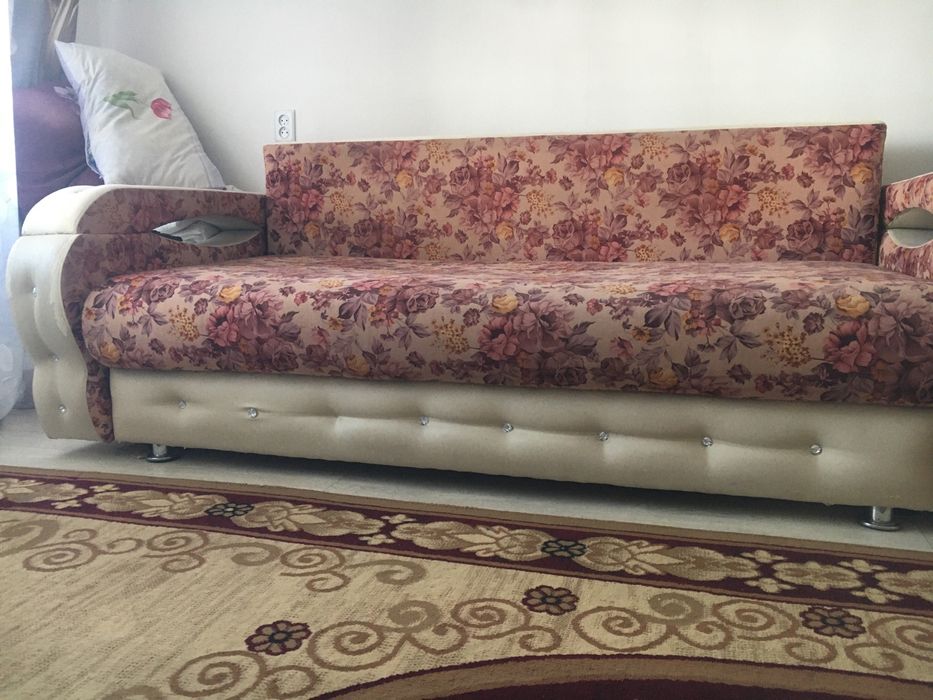Продам диван раскладной, раскладной очень хорошем состаяний