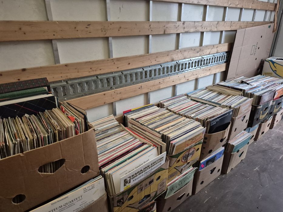Vând Lot 2000 lp Discuri Vinil colectie muzica usoara mixta straina