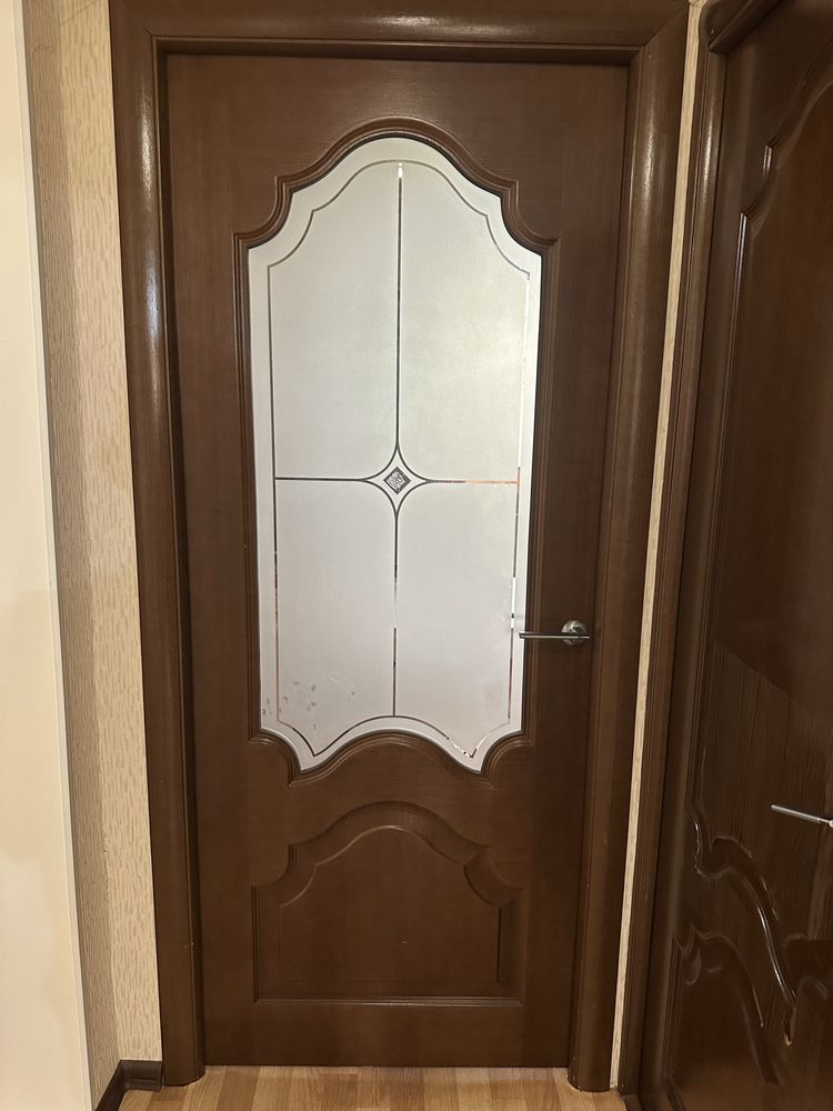 Диван новый и двери