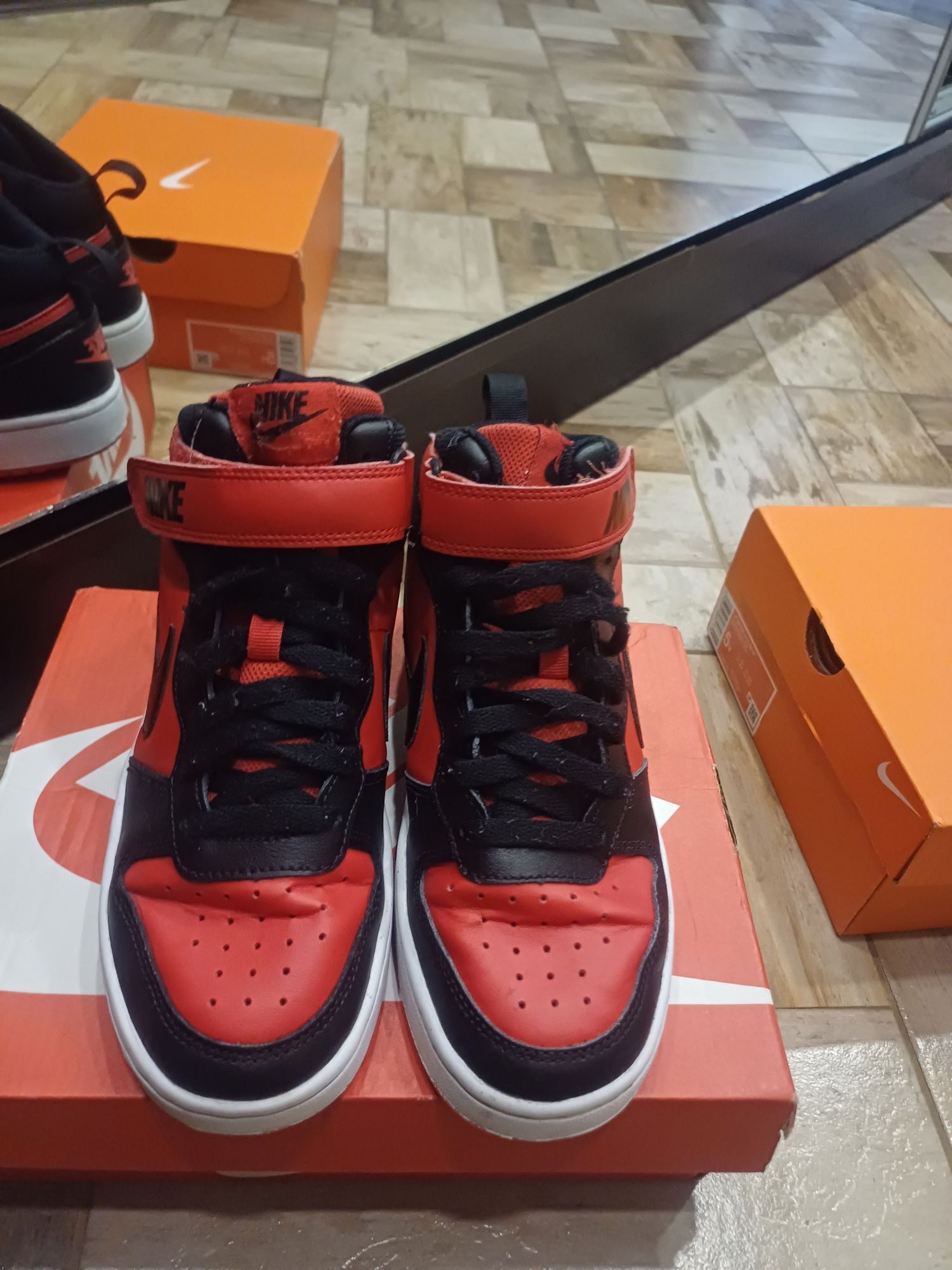 Маратонки Nike с гаранция до 02.2026г
