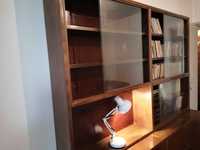 Biblioteca / Cabinet display frumos si Cuier cu bancheta, ca si noi