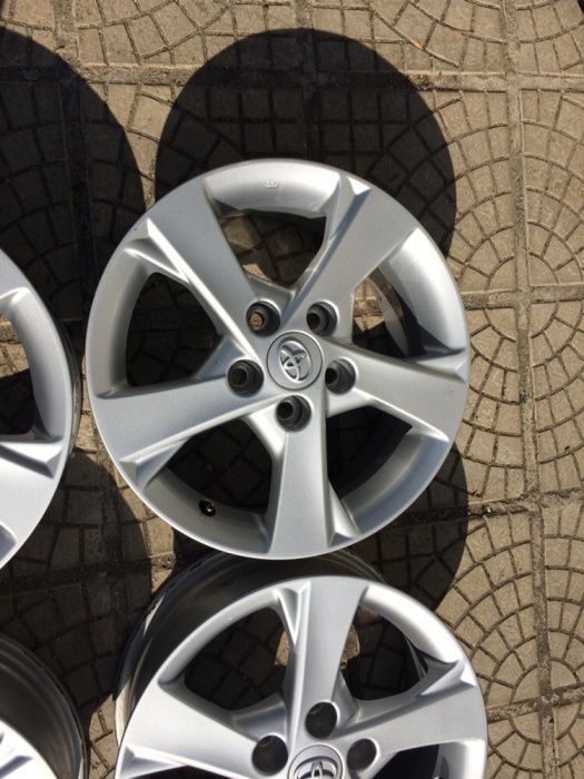 4бр. оригинални джанти Toyota 16" 5x114.3