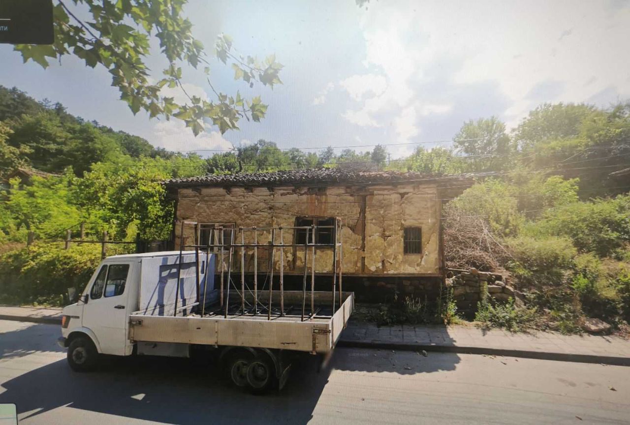 Продава се Парцел в Елена - 1050 кв.м за 19 €/кв.м - Снимка #1