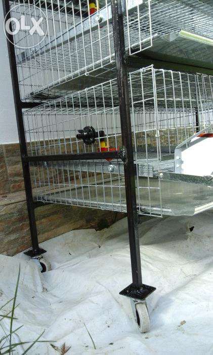 Baterie de 5 custi pentru 250buc. prepelite,custi prepelite