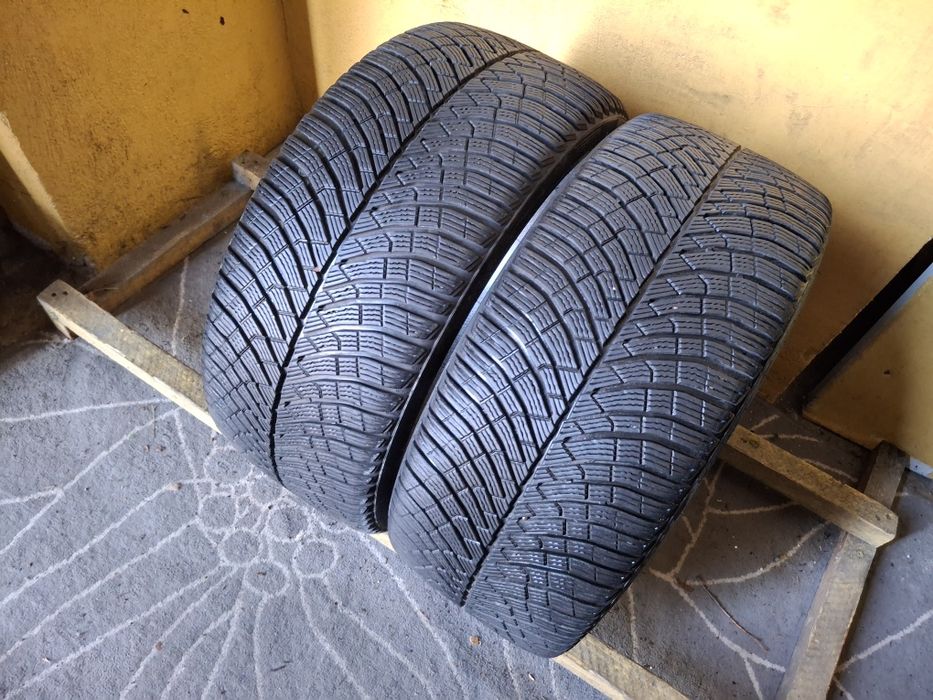 235 35 19 Pirelli DOT 2024 iarna aproape noi