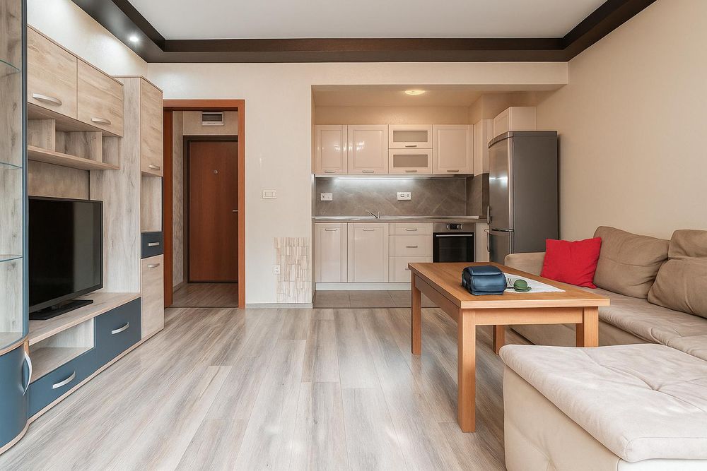 С входни такси и ПАРКОМЯСТО! Двустаен апартамент в жк. Остромила