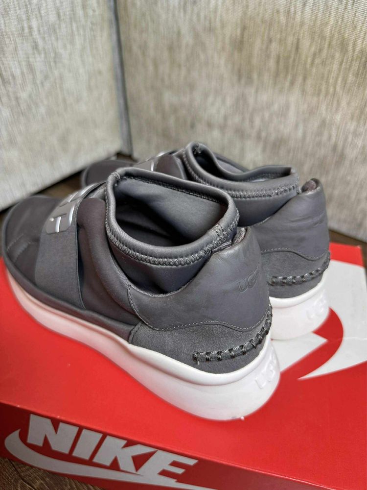 Сникърси UGG W Neutra