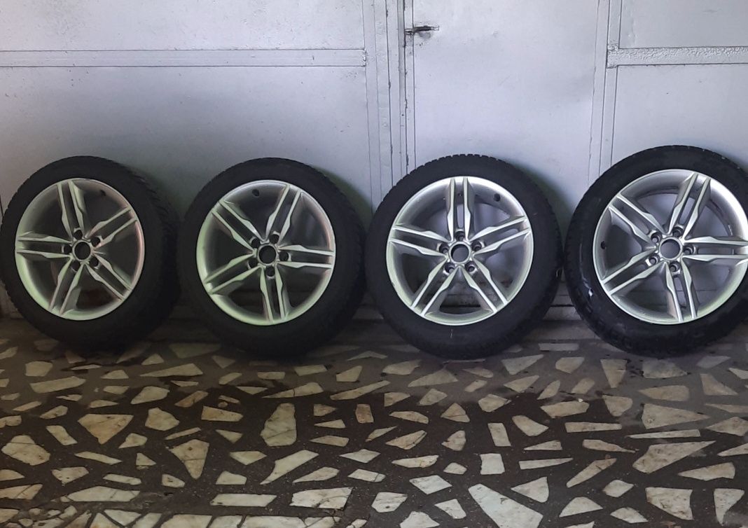 Jante aliaj r 17 anvelope în stare foarte bună