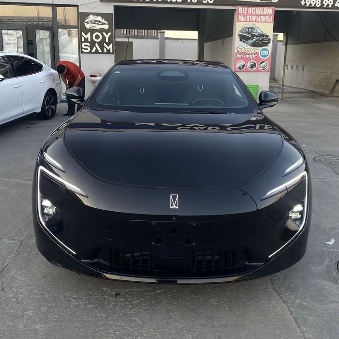 Huawei Avatr 12 EV 755км 2024