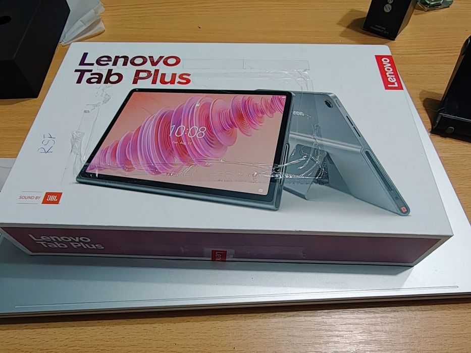 Tableta Lenovo tab 11 plus JBL