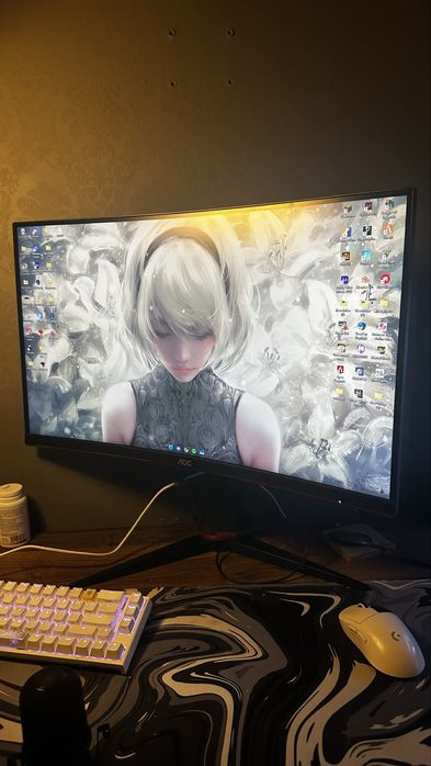 Запазен геймърски монитор [ 240 Hz ]