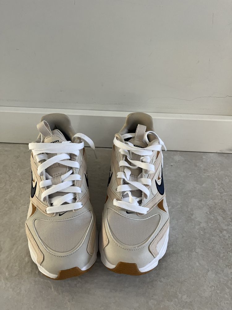 Чисто нови Nike 37.5