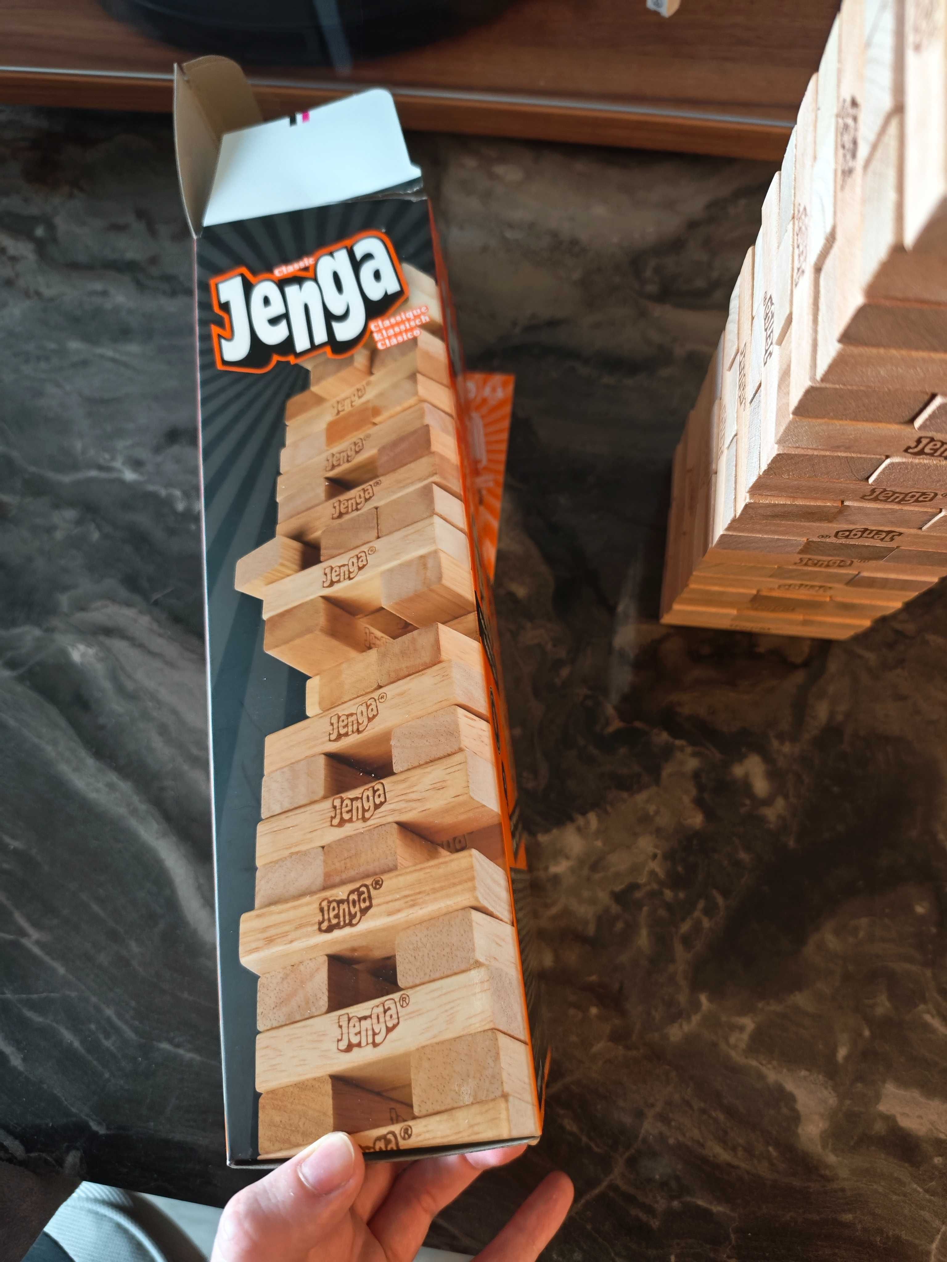 Продавам играта Jenga